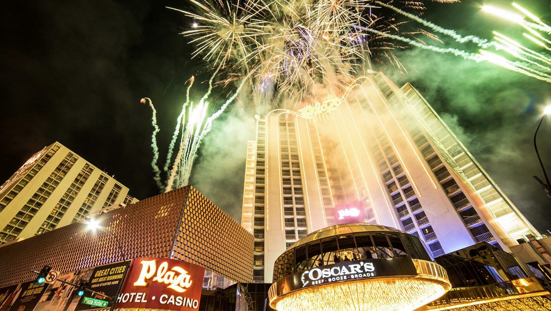 Las Vegas casino celebrates 25 years with fireworks